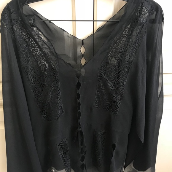 BCBG black lace top long sleeve - Picture 6 of 8